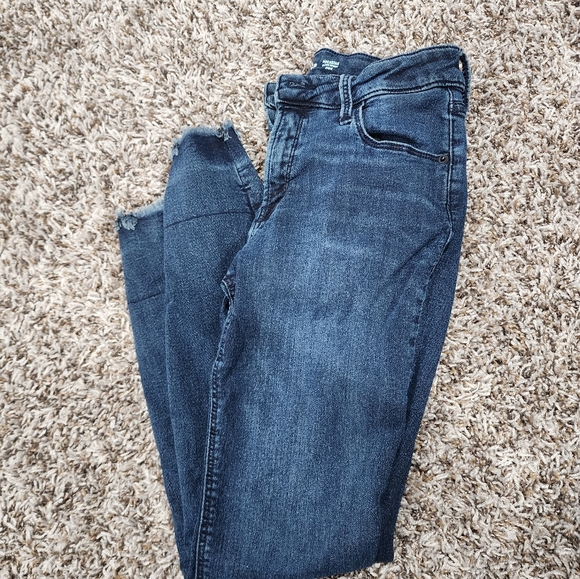Old navy jeans - Picture 1 of 3
